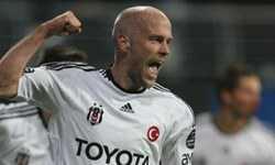 Spor Toto Süper Lig'in 13. hafta kapanış maçında Beşiktaş ile Orduspor karşı karşıya geldi. Siyah-beyazlılar cezası nedeniyle Antalya Mardan Stadı'nda oynanan maçta rakibini 2-1'lik skorla devirdi. Kartal'a galibiyeti getiren golleri 37. dakikada Veli Kavlak ve 72. dakikada Fabian Ernst kaydetti. Orduspor'un tek golü ise 66'da Culio'dan geldi. - BJK 2