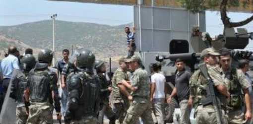 Gaziantep'in Karkamış İlçesi'ndeki çadır kentte kalan Suriyeliler olay çıkardı. - 11.09.2012 9699061 20 27