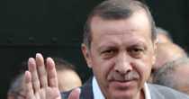 Başbakan Recep Tayyip Erdoğan'ın bir televizyon kanalına yapmış olduğu "Fransa ve Almanya PKK terör örgütüne karşı bize yardım etmiyor. Almanya bu sorunun bitmesini istemiyor. Fransa bu sorunun bitmesini istemiyor" şeklindeki açıklama Fransa'da 6 yıldır PKK terör örgütü ile uğraşan savcı Thierry Fragnoli'yi kızdırdı. - 011020121552178965193 2
