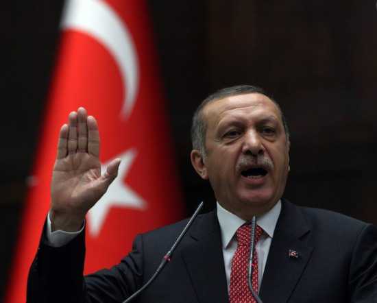 Başbakan Recep Tayyip Erdoğan, ''Türkiye tarihine dönüyor. Bu millet çok güçlü bir tarihin varisi ve yeniden bir dirilişin arifesindeyiz. Bu başarılıyor'' dedi. - 072712 erdoan turkiye tarihine donuyor 1