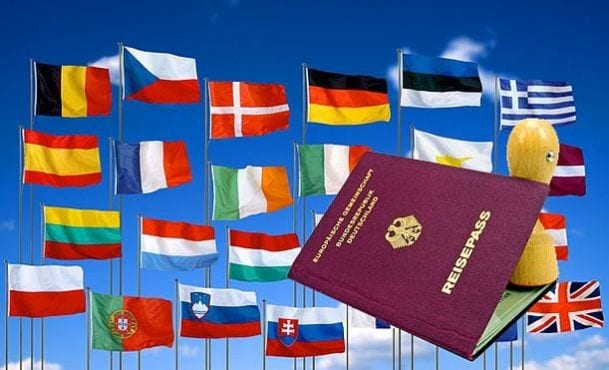 3 Yıla Vize Kalkacak Diyen Bakan Gitti, Yakında Yeşil Pasaporta Bile Vize Gelir