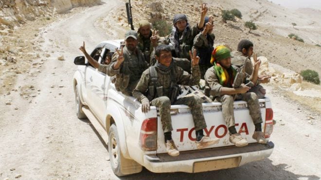 YPG, Minnağ hava üssünün adını ‘Serok Apo’ yaptı / Aleppo under siege as Kurds fall in with Assad