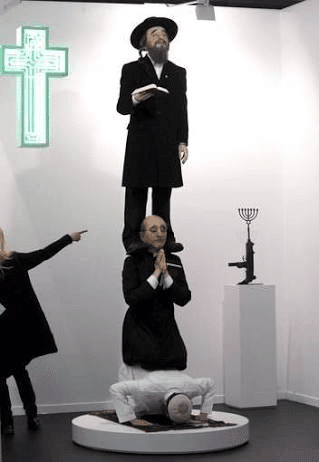 ALLAH DA SİZİN TEKELİNİZDEYDİ! - madrid deki mueslueman hristiyan musevi heykeli