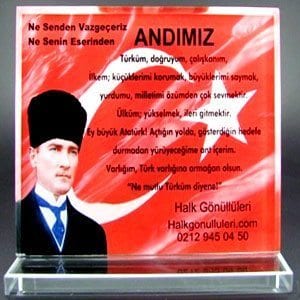 Halk ‘Atatürk hitabesi’ne, 19 Mayıs’a ve Andımız’a dokunmayın’ dedi