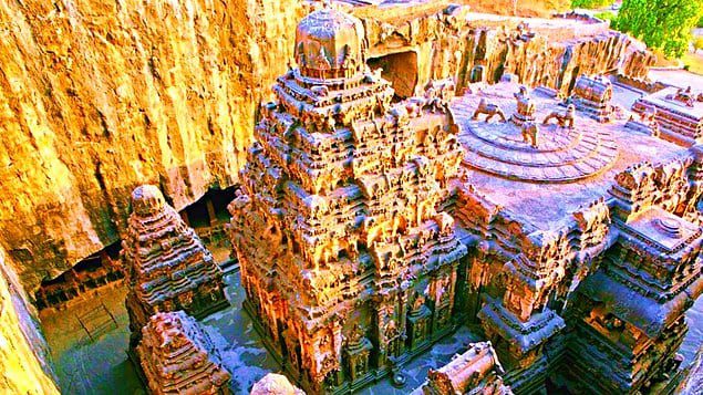 Kailasa Tapınağı – Hindistan
