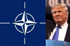 ABD Başkanı D.Trump, Kongre'de Senato ve Temsilciler Meclisi'nin ortak oturumunda konuştu.
"Faşizmi tahtından eden iki dünya savaşı ile komünizmi mağlup eden Soğuk Savaş arasında harmanlanmış NATO'yu güçlü şekilde destekliyoruz.
Ancak müttefiklerimiz mali açıdan üzerlerine düşeni yapmalıdır.
Ortadoğu'dan Uzakdoğu'ya, NATO'ya kadar tüm dostlarımızın verilen mücadelelerde malî anlamda üzerlerine düşenleri yapması gerekiyor" dedi...
 
* Halbuki kampanyasında birçok kez NATO'ya dair aşağılayıcı konuşmalar yapmıştı.
20 Ocak devir-teslim töreninde, önceki yönetimler gibi dünyaya askeri müdahale ederek kaynakları boşa harcamaktan çok ABD toplumu ve altyapısını oluşturmaya yöneleceğini söylemişti.
ABD'nin NATO'ya askeri katılımını azaltacağından söz ederken,barışa yönelik umutları yeşertmişti.  
 
* Trump'ın Rusya ile dostça ilişkiler kurma arzusunun arka planında NATO'nun olduğu sanıldı. 
NATO, 1990'lardan beri doğuya doğru genişliyor ve Moskova'yı sürekli provoke ediyordu.
Trump anlaşmayı geçersiz olarak nitelendirdiğinde ABD-Rusya arasında iyi ilişkilerin temeli atılıyor, diye düşünüldü... 
Ya da Rusya, Avrupa'ya egemen olma ve Amerikan demokrasisini yıkmak için ABD ve diğer ülkelerin siyasi meselelerine burnunu sokarken,
D.Trump'la zımni bir anlaşma mı yapmıştı?
 
* Ama Trump, Şubat başında Rusya Devlet Başkanı V.Putin ile yaptığı telefon görüşmesinde,
İki ülke arasındaki Stratejik Saldırı Silahlarının Azaltılması Anlaşması'nın kötü bir anlaşma olduğunu,
ABD'nin tek taraflı olarak bu yükümlülükten uzaklaşacağının sinyalini verdi.
Akıllara eski Başkan G.W. Bush'un tek taraflı olarak Anti-Balistik Füze anlaşmasını bozarak ABD-Rusya ilişkilerinde devam eden istikrarı bozduğu 2012'li günler geldi.
Neden Başkan Trump,çok kısa sürede  bir U-dönüş yapıyordu?
 
* Aslında seçimlerin hemen ardından Demokrat partili B.Obama, H.Clinton ve Büyük Ortadoğu Projesi'nin destekçileri;
ABD kamuoyunu, düşmanlarla barışmak ve uluslararası ekonomik refah için onlarla işbirliği yapmak istediğini söyleyen başkanın "uçuk biri" olduğuna inandırmak istiyorlardı.
Başkan D.Trump'ın otoritesini ve saygınlığını yıkmak üzere geniş kapsamlı bir ajitasyon ve propaganda sistemini yürürlüğe koydular...
Görev başında bir başkanın görevden alınmasına yönelik kampanya sadece ABD derin devleti hesabına yapılabilirdi.
Çünkü ABD ekonomisi, serbest piyasa kapitalizmi olarak iddia edilen pembe bir paradigma değildi.
Merkezi olarak planlanan, hükümet tarafından sübvanse edilen ve özel girişimden ziyade bir tür kurumsal refah vaadeden bir askeri ekonomiydi... 
 
* ABD ulusal ekonomisinin yıllık askeri harcamaları toplam hükümet harcamasının yarısı kadar yaklaşık 600 milyar dolardır.
Trump 2018 yılında askeri harcamaları yüzde 10 artırmayı amaçladığı açıkladı. Amerikan askeri-sanayi kompleksine yapılan bu muazzam bütçeyi vergi mükellefleri sübvanse ediyor.
Bu kaynağın kuruması tüm ABD ekonomisinin çökmesi anlamındadır.
Bu gerçek; ABD emperyalizminin gerici ve savaş çığırtkanı hizipleri arasındaki mücadelenin her iki tarafında da zerre kadar demokratik içerik olmadığını gösteriyor... 
 
*
Başkan Trump iki aydan kısa sürede ABD ekonomisinin temel gerçeğini,
Hiç bir başkanın, ABD kurumsal kapitalizminin egemen koşullarının istemediği bir şeyi yapamayacağını anlamıştır.
Artık NATO ile ilgili önceki söylemlerinin yerinde yeller esiyor...
Giderek artan bir şekilde diğer tüm seleflerinin olduğu gibi bir militarist olduğunu gösteriyor...
 
* İşte Savunma Bakanı J. Mattis, Brüksel'de NATO üyesi hükümetlerin GSYİH'nın yüzde iki seviyesinde mali katkıda bulunmaları konusundaki taahhütlerini yerine getirmemesi durumunda,
ABD'nin "artık Avrupalıların çocuklarını koruyamayacağı" konusunda uyarıda bulunuyor.
Münih Güvenlik Konferansı'nda Başkan Yardımcısı M. Pence ise NATO üyelerine askeri harcamalarının nasıl artırılacağına dair bir plan öngörüyor!
 
*
Bu noktadaki pratik gerçek şudur;
ABD, Doğu Avrupa'daki askeri tırmanışına hız vermiştir.
Bir kaç haftadır ABD tankları ve birlikleri Litvanya, Letonya, Estonya ve Polonya'da büyük yığınak oluşturmuştur.
Bu hafta ABD Kongresi, Balkanlarda Karadağ'ı NATO'ya 29. üye olarak onaylamaya hazırlanıyor. Ama komşu Sırbistan'dan,"Eğer birilerinin aklına, Sırbistan'a saldırı için kendi hava sahasını başka bir ülkeye açma gibi delice bir fikir gelirse, bölgedeki stratejik hedeflere yanıt verecek, yani çevredeki tüm büyük kentleri vuracak füzemiz var" yanıtı geliyor.
1999'da NATO'nun Yugoslavya'yı bombalamasıyla ülkeye verdiği zarardan sonra Sırp savunma sanayisi geri dönüyor... Gerek Baltık, gerek Balkanlarda gerekse Ortadoğu'da, dünyanın en büyük iki nükleer silahlı gücü  ABD ile Rusya arasında kasıtsız bile olsa topyekün savaşı tetikleyecek bir çatışmanın koşulları mütemadiyen zenginleşiyor... 
 
*
Bu çerçevede Trump,  ABD'nin anti-İŞİD stratejisinin de büyük olasılıkla göstereceği üzere;
Türkiye'den İslamcı Cihad örgütlerinin siyasi ideolojisini yapan ve İslamcılığı demokratik hak olarak Batı'ya kakalamak savaşını yapan Erdoğan ve hizbinin bertaraf edilmesinin,
İran askerleri, Rus savaş uçakları ve Suriye hükümet güçlerinin savaştığı Suriye'de ABD destekli güçlerin yaklaşan askeri tırmanmasının temsilcisidir.
Baltık'ta ise ABD ve NATO askeri güçlerinin yaptığı büyük yığınağı şimdilik Rusya ile çatışmayı yatıştırmak ama bu sırada giderek Rusya'yı Tahran'dan ve Pekin'den uzaklaştırmak isteyen unsurların da adamıdır.
Trump, NATO'ya yılda 100 milyar dolar gibi büyük miktarda harcama yapacak ve ekonomik sıkıntıları depreşecek olan Avrupa devletlerinin ufakta olsa gazlarının alınmasının da sorumlusudur...
 
*
Bu gelişmelerin perde arkasında istihbarat kurumları, Pentagon ve bir sürü jeostratejik düşünce kuruluşu bulunuyor.
Rusya ile büyük bir savaş olasılığı ya da onun kaçınılmazlığından hareket eden yoğun tartışmalar ve detaylı planlar hazırlanıyor.
Konvansiyonel savaşın ötesinde bir nükleer savaşı kazanmak için nelerin gerektiği tartışılıyor.
 
*
"Dengeyi Korumak: Bir ABD Avrasya Savunma Stratejisi" başlıklı bir raporda,
"Süper güçler arası karşılıklı bir nükleer saldırı sonrası için öngörülen küresel kıyametin aksine, küçük güçler arasında, hatta ABD ile nükleer silahlı İran ya da Kuzey Kore arasında bir savaşın ardından işler durumda bir dünya olacaktır.
Bu yüzden, ABD güçleri Avrasya çevresi boyunca stratejik savaş olasılıklarına hazır olmalıdır" deniyor...
 
*
Şimdi bu planların hayata geçirilmesinin zamanıdır.
Şu dakikada ABD, Obama yönetiminin 1 trilyon dolarlık bir nükleer silah modernizasyonu programını yürütüyor.
Program düşük güce sahip, hareketli nükleer silahlara dayanıyor... 
 
*
ABD'li Karun'ların derin devleti ve onların sağında-solunda yer alan siyasi temsilcilerinin pervasızlığı bu seviyededir.
Bu canilerin bu tür eylemleri yapabileceğinden kuşkusu olanlar;
ABD'nin Sovyetler Birliğini uyarmak için Hiroşima ile Nagazaki'ye attığı nükleer bombalar ile 100 bin'den fazla insanı, sonraki dört ayda radyoaktif zehirlenmeden 100 bin kişiyi daha katlettiklerini hatırlamalıdır.
 
*
ABD'li Karun'lar, önceki bir dönemde olduğundan daha büyük ekonomik ve jeopolitik zorluklarla karşı karşıya olduğu şu sıralarda çok daha zalimce ve pervasızca iş göreceklerdir...
 
4.3.2017 - Screen Shot 2016 07 21 at 7.48.25 AM