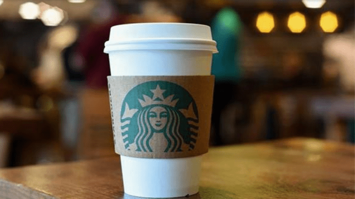 Starbucks 8 bin Şubesini Kapatıyor