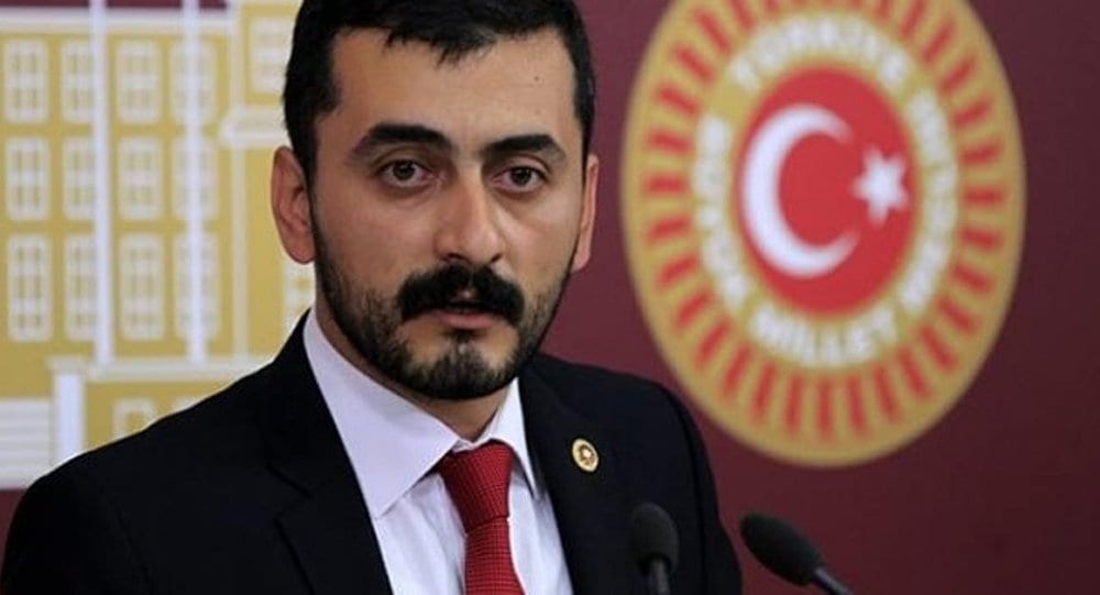 TURKİSHNEWS-CHP Eski Milletvekili Eren Erdem, İstanbul 35. Ağır Ceza Mahkemesinin talimatıyla dün gece Ankara'da önce gözaltına alınmış ve sonra mahkemece tutuklanarak Silivri ceza evine gönderilmişti. - 1018767274