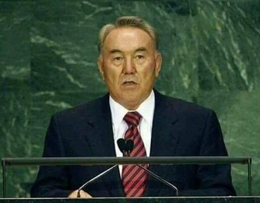 Kazakistan Devlet Başkanı Nursultan Nazarbayev ülkesinde türban ve tesbihi arap/yahudi geleneği olduğu gerekçesiyle yasakladı. - 36478183 1800646893352181 6705360787134742528 n