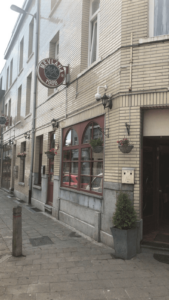 TURKİSHNEWS/NECMİ TÜFEKÇİ- Belçika'nın Anvers şehrinde Türklere ait bir restorana sabah saatlerinde el bombalı saldırı düzenlendi. - 4