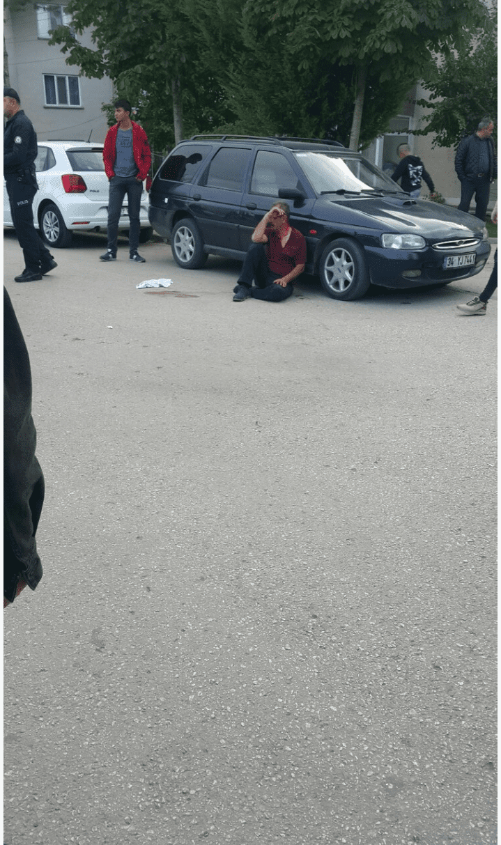 Eskişehir'de, 6 ay önce boşandığı kadını başından satırla yaralayan şüpheli gözaltına alındı. - 20191011 210951