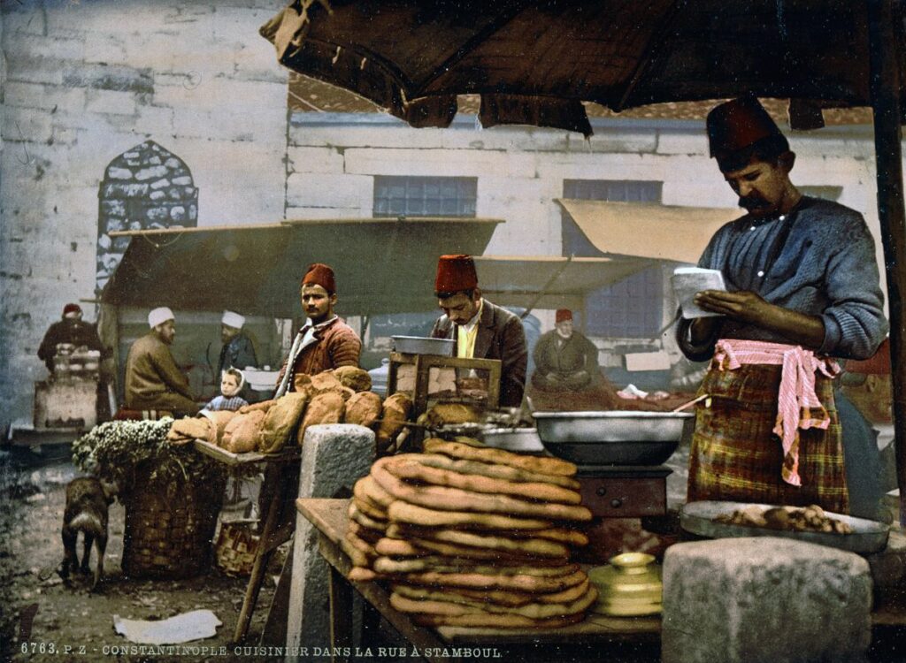 Sizlere 19. yüzyıldan kalma Photochrom tekniği ile renklendirilmiş İstanbul fotoğraflarını sunuyoruz. Orijinalleri Amerikan kongresi kütüphanesindedir. - istanbul 15