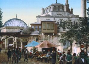 Bir cami ve semt pazarı - istanbul 2