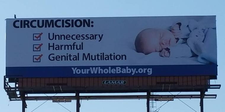 Sünnet gereksiz, zararlı, genital sakatlamadır. Your Whole Baby’in billboardu.