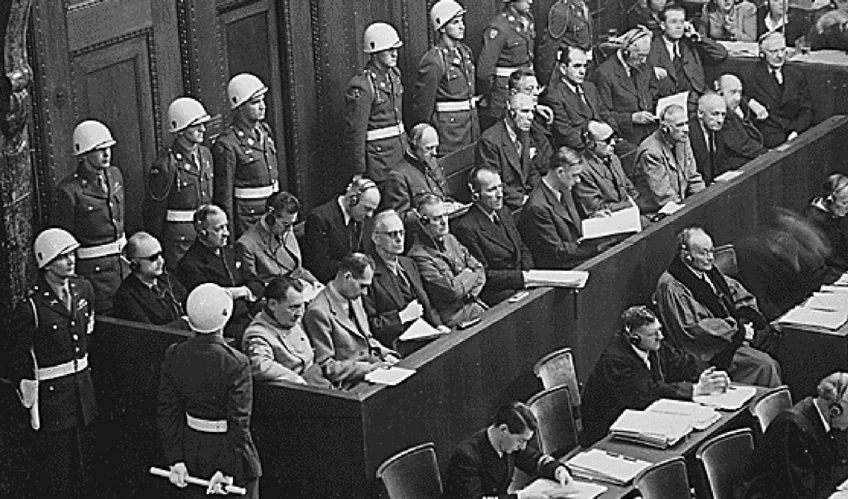 Nürnberg mahkemelerinde Alman generallerin mahkeme tutanakları