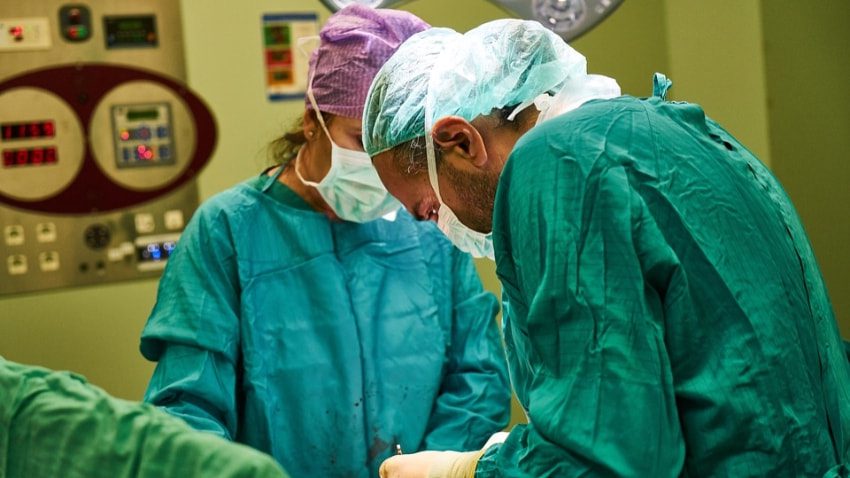 Fransa'da 'pefodili cerrah' skandalı: Ameliyat ettiği çocuklara tecavüz etmiş