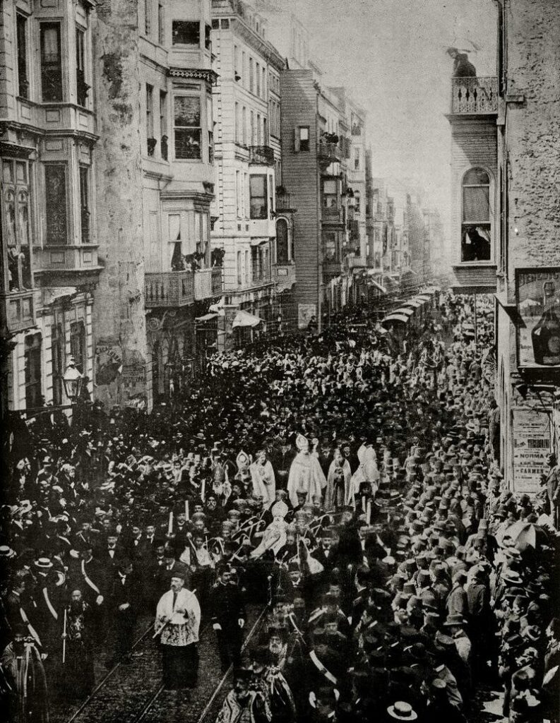 Ulusal bağımsızlıkçılar; 30 Ağustos Bayramı hepinize tekrar ,tekrar kutlu olsun! - istanbul ermenileri istiklal caddesi 1899
