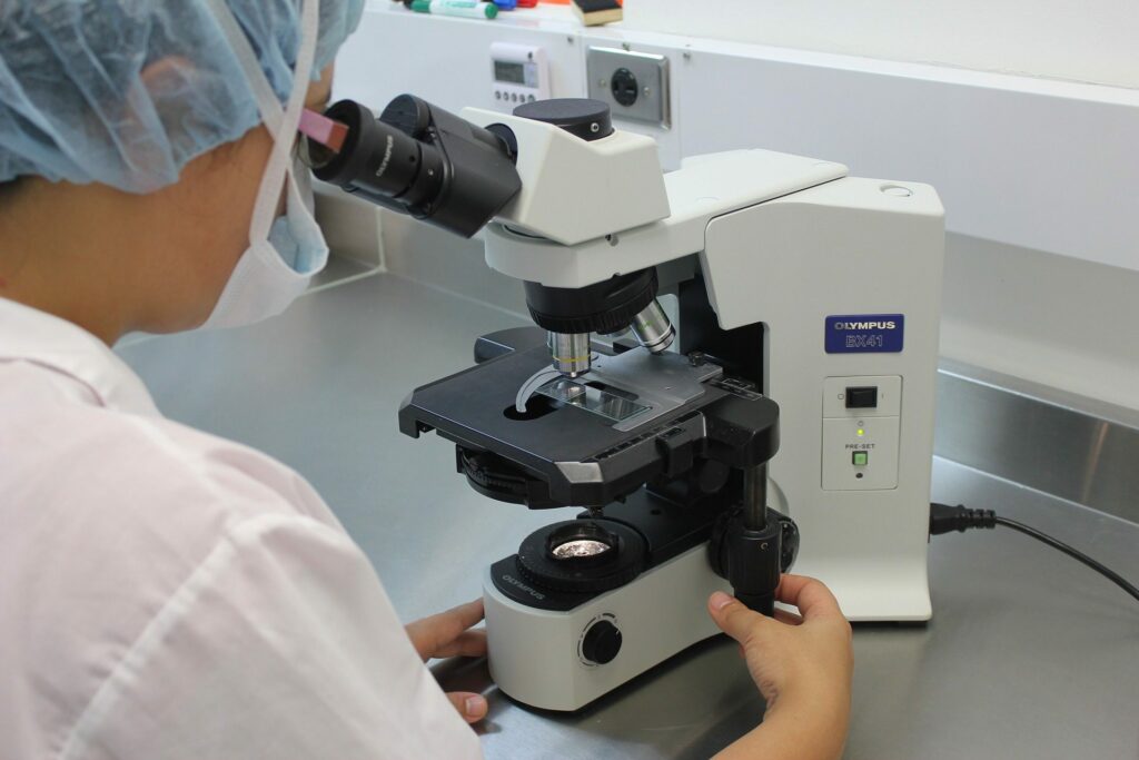 Dünya ve Türkiye Üniversitelerinde Akademisyen Maaşları Karşılaştırılması - microscope bilim mikroskop doktor laboratuar