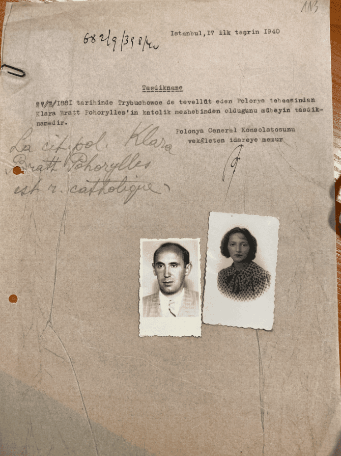 Yeni açıklanan belgelere göre, Polonya'nın 2. Dünya Savaşı'nda İstanbul Başkonsolosu Wojciech Rychlewicz, güvenli bir şekilde kaçmalarını mümkün kılan belgeler düzenleyerek binlerce Yahudi mülteciyi kurtardı. - Jakub Kumoch polonya gizli arsiv belgeleri