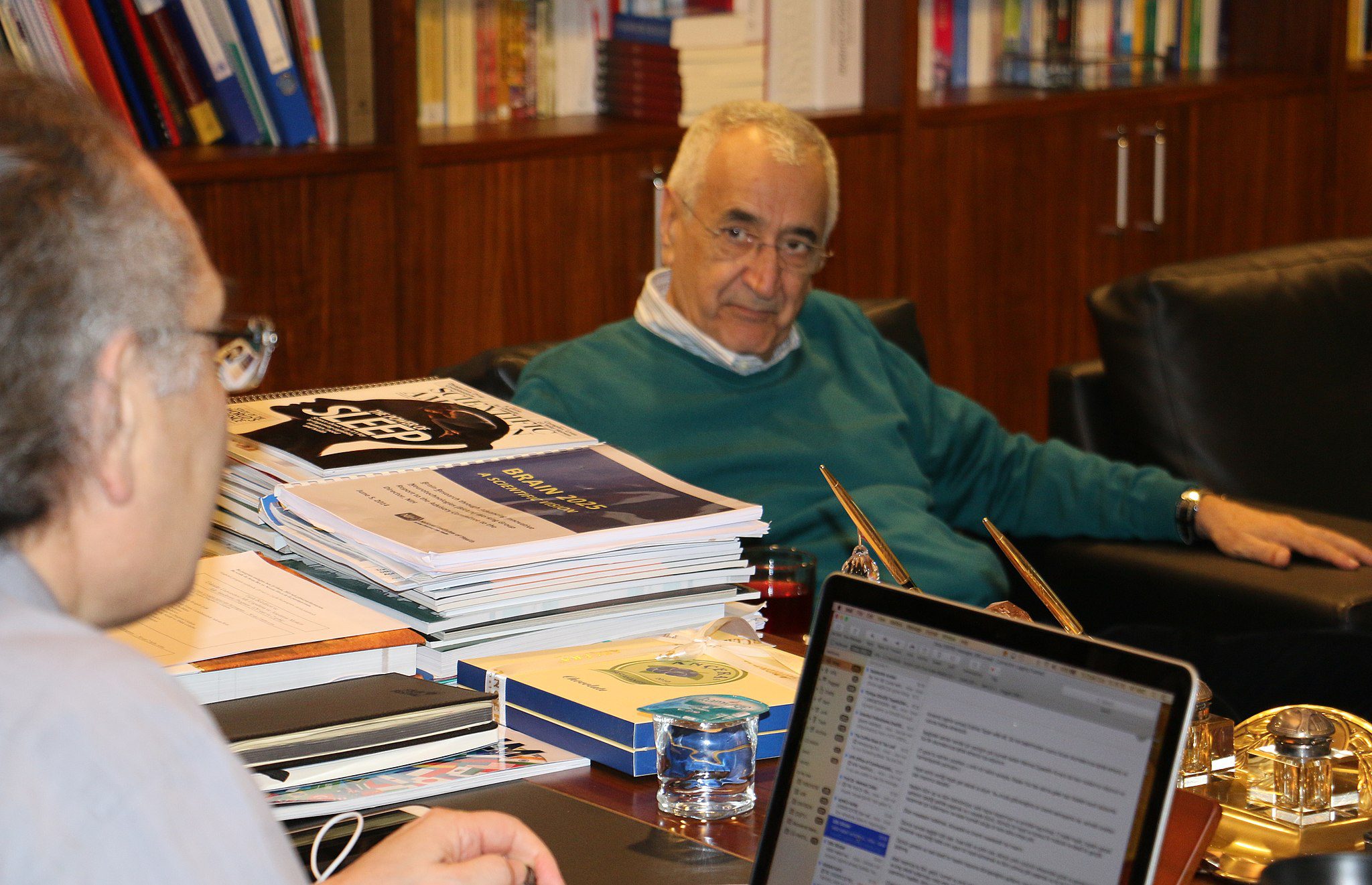 Doğan Cüceloğlu anlatıyor... - Dogan Cuceloglu visiting Uskudar University