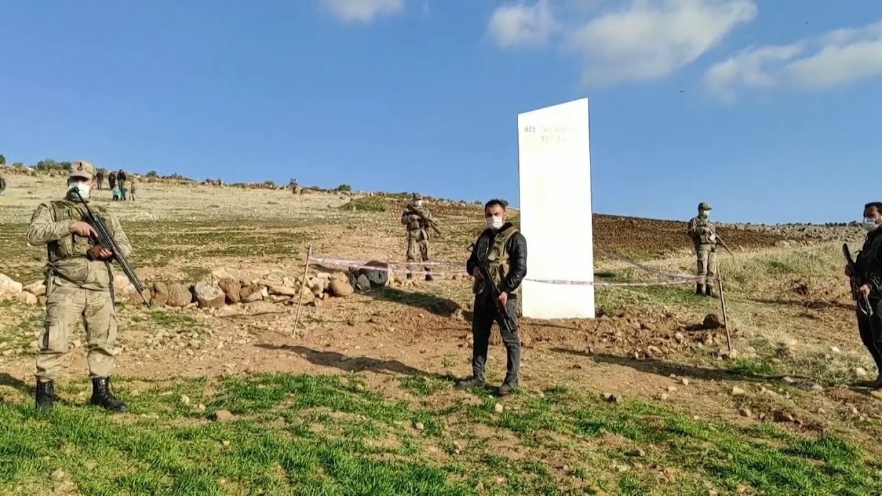 Türkiye’de gizemli monolit