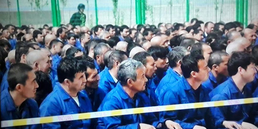 Doğu Türkistan’da yaşayan Türk kardeşlerimize bugüne kadar akla hayale gelmedik eziyet ve işkenceler hapishanelerde devam ediyor. - Kamplar uygur cin sincan doguturkistan