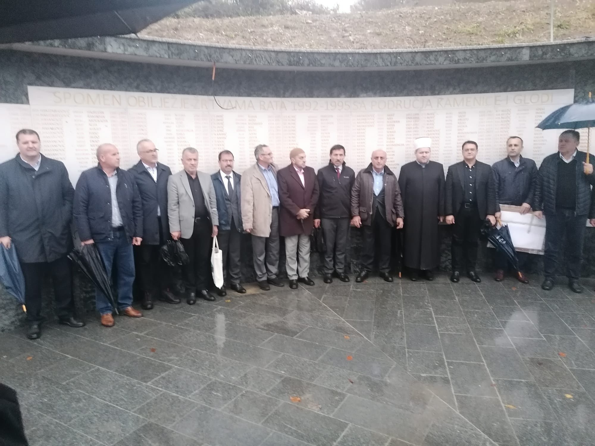Bosna Hersek ‘Zvornik Kamenica Şehitlik Anıtı Projesi’ Tamamlandı