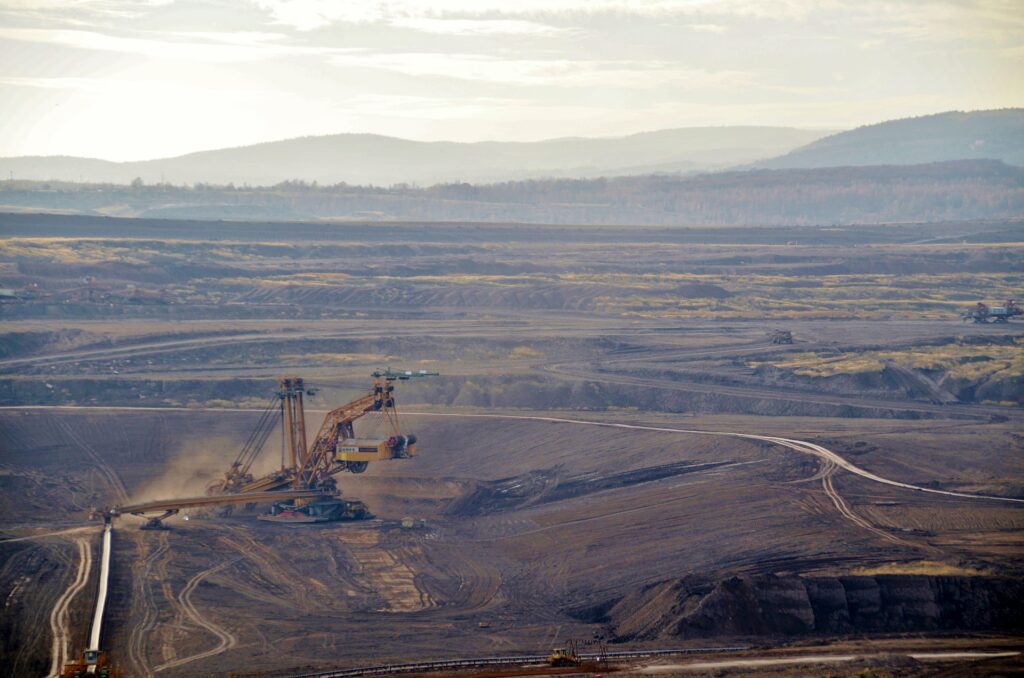 Denizli -Avdanlılar zeytinliklerin yanındaki kömür işletmesine karşı ayakta: Tarımı bitirecek - linyit komur maden makina