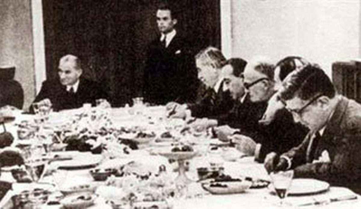 Atatürk Döneminde Türkiye-Rusya İlişkileri