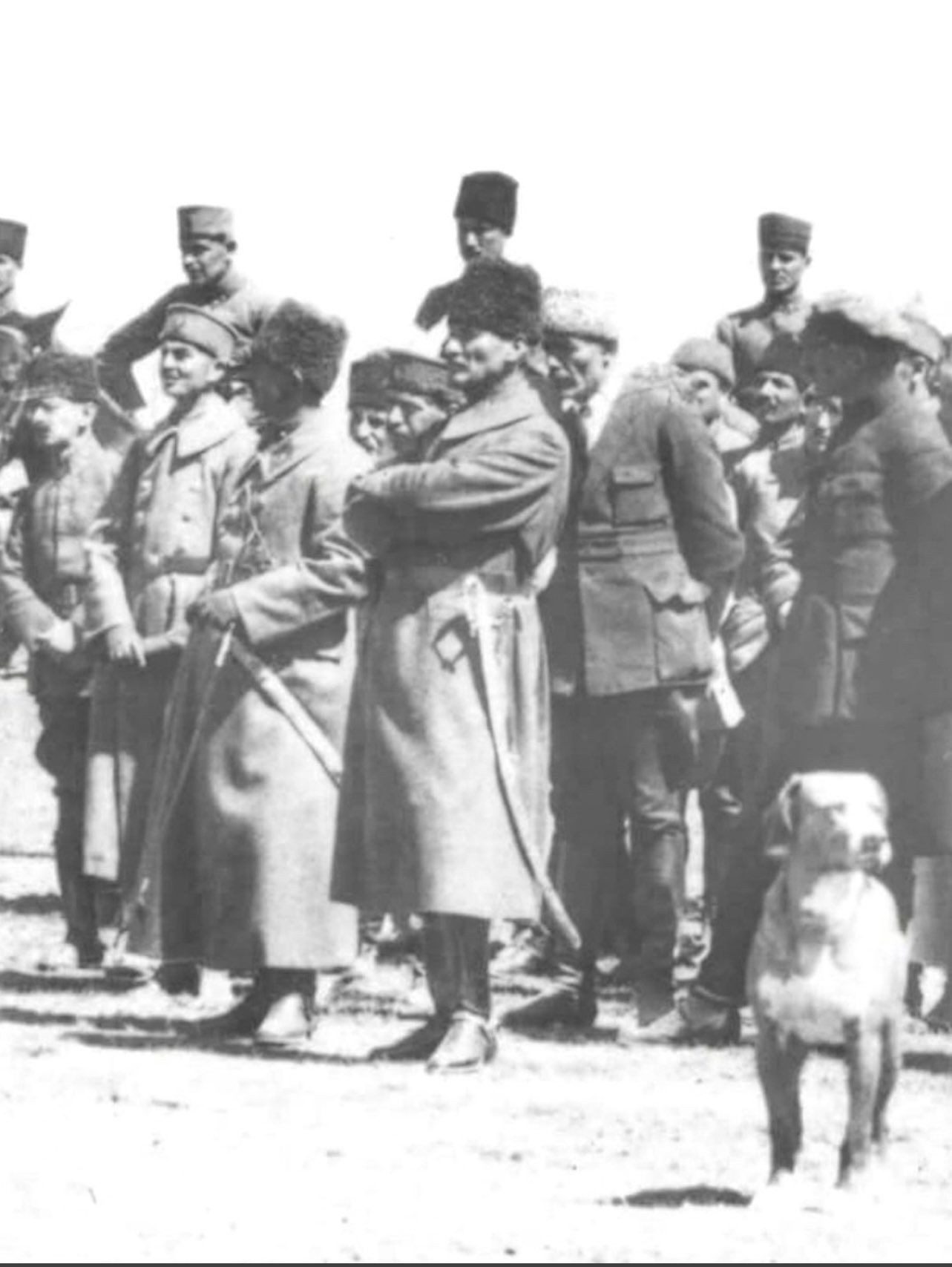Cumhuriyetimizin kurucusu Gazi Mustafa Kemal Atatürk'ün bugüne kadar pek bilinmeyen fotoğrafları: - 11111 egmqAtaturk