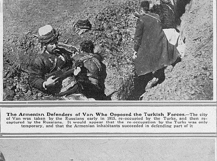 Tarih 30 Ekim 1915, Sphere dergisi sayfa 130. Yani Ermenilerin sürülmesinden birkaç ay sonra... Başlıkta Türk’lerin Ermenileri yok etmeye "giriştiği, teşebbüs ettiği" yazılmış. "Attemp" kelimesi... - vanda turk askerleri ile carpisan ermeni ceteler