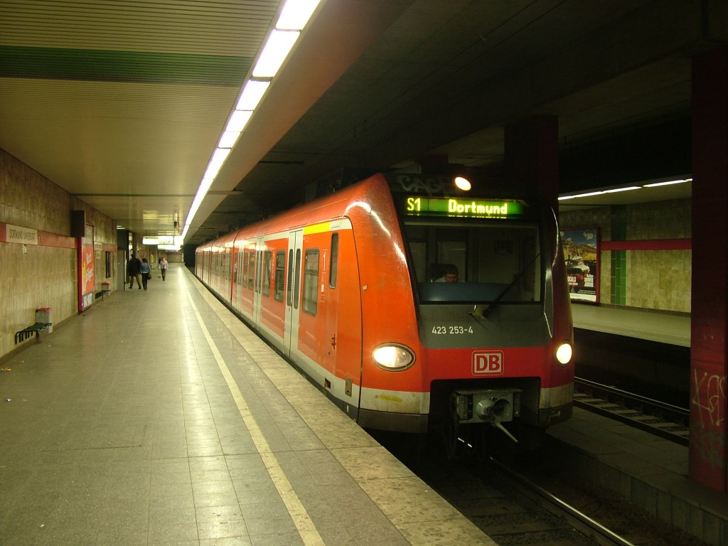 10:17 Dortmund Treni