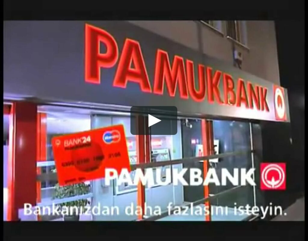 Pamukbank esasen pamuk üreticilerine fon sağlamak maksatlı 1955 yılında kurulmuş bir bankadır. Pamukbank kuruluş merkezi Adana’dır. Esas değişimini 1973’te Mehmet Emin Karamehmet’e ait Çukurova Holding’e geçerek yaşamıştır. Bu el değiştirme 2004 yılında bankanın resmen tasfiyesine atılan ilk adımdır. El değiştirmesinin ardından hızla büyüyen banka 90’lı yıllara gelindiğinde Türkiye’nin ilk 5 özel bankasından biri haline gelmiştir. Şimdi gelin Pamukbank'ın bu kadar büyüklüğe nasıl eriştiğine ve bu büyüklüğe eriştikten sonra nasıl battığına yakından bakalım. - pamukbank