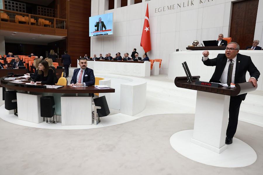 AKP’nin rantçı düzeni enkaz altında kalacak