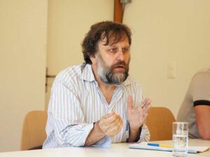 Mesaj belli: “Ya sev ya terk et!”