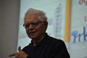 Oktay Sinanoglu’ndan tarihi bir konferans