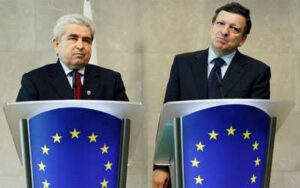 Barroso’dan Hristofyas’a ‘Cesaret’ Telefonu