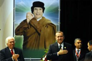 MUAMMER KADDAFİ’NIN KATLEDiLMEDEN ÖNCE  TÜRKİYE’YE YAZDIĞI MEKTUP OKUYUN AĞLAYIN