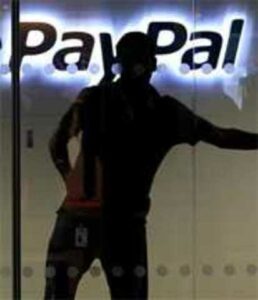 PayPal İtiraf Etti: Baskı Altındayız!