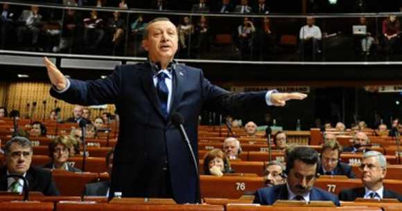 Erdoğan'ın sözleri Fransızları şaşırttı. Dün Fransa'da tüm gün Erdoğan konuşuldu. Kaynak : http://www.internethaber.com/erdoganin-sozleri-fransizlari-sasirtti-340683h.htm#ixzz1JSgn0crN