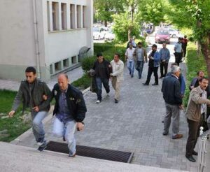 Uşak’ta PKK Operasyonu Kapsamında 15 Öğrenci Gözaltına Alındı…