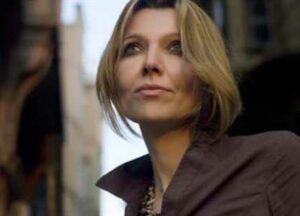 Elif Shafak: Kurgunun politikası