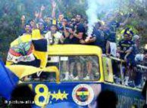 UEFA’dan kritik Fenerbahçe açıklaması