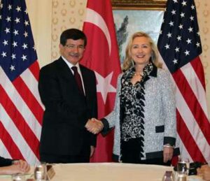 Clinton ile görüştü