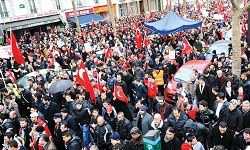 Bizi birleştirdin, mersi Mösyö