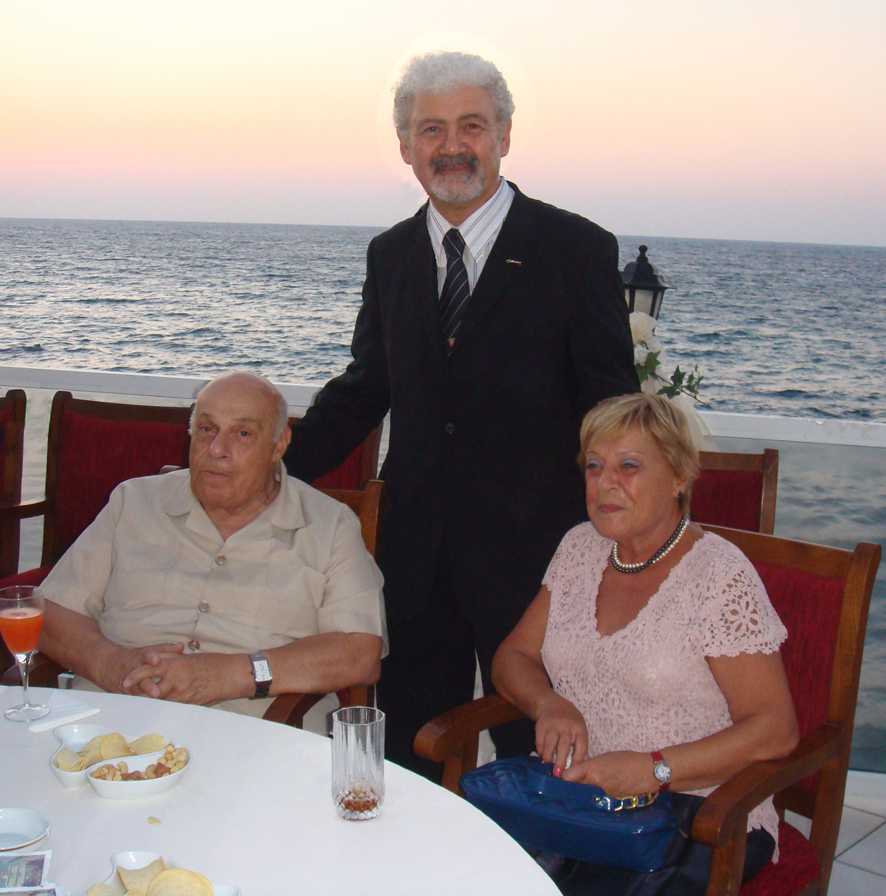 Rauf R. denktaş, eşi Aydın Denktaş ve Ata Atun