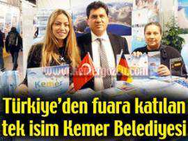 Turizm fuarına katılan Tarık Akan’dan Türkiye’ye çamur