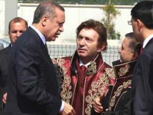 DANIŞTAY BAŞKANI’NIN AÇIKLAMASI VE CÜBBESİ