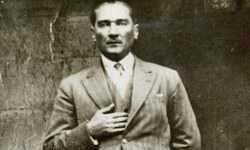 Atatürk’ün boyu 1.74