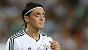 Mesut’un Avukatı Suç Duyurusunda Bulundu